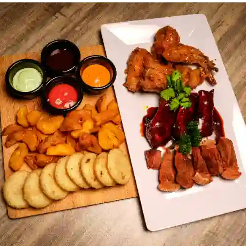 Mega Picada Distrito