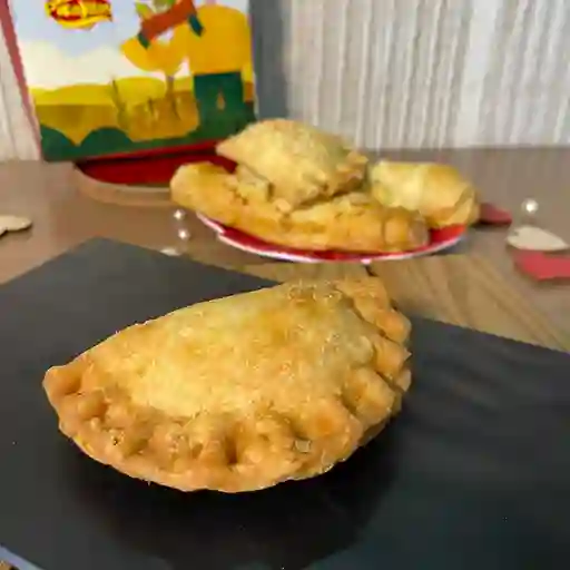 2X1 empanadas hawaianas personales