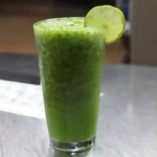 Limonada de hierba buena