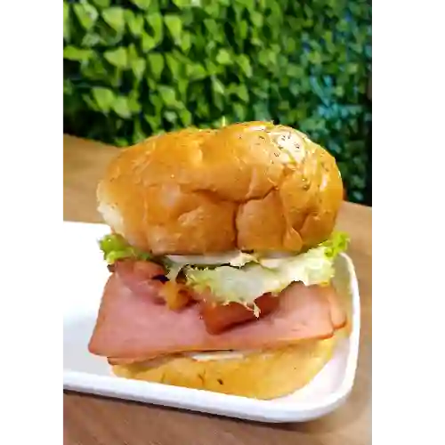 Hamburguesa Tradicional