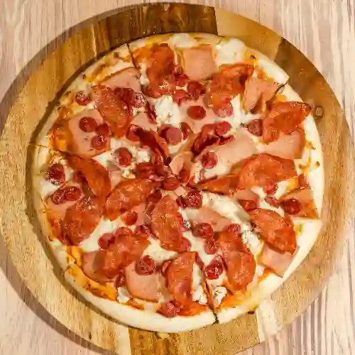 Pizza Pequeña Carnes