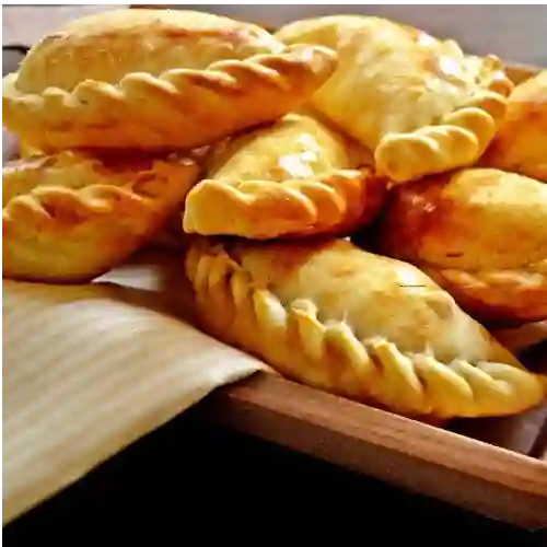 Empanada Hawaiana