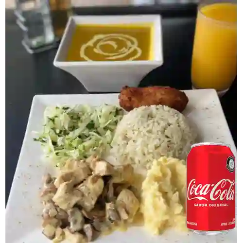 Combo Almuerzo Ejecutivo + Coca Cola Original 330ML