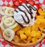 Waffle Con Fruta