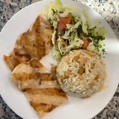 Arroz de Garbanzo con Pechuga Asada