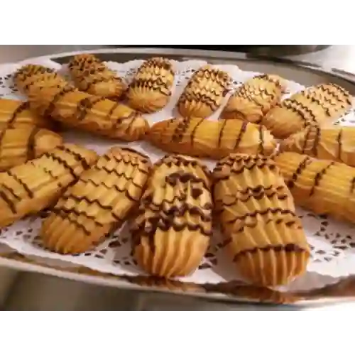 Larga con Toque de Chocolate