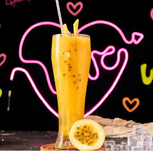 Cóctel Maracumango 16oz