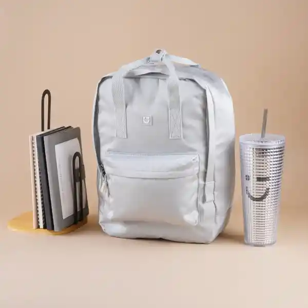 Maleta Escolar Rectangular Con Asa Gris Serie Miniso