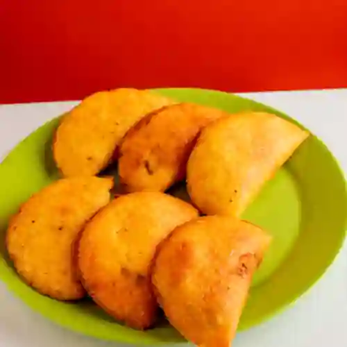 Empanadazo Colombiano