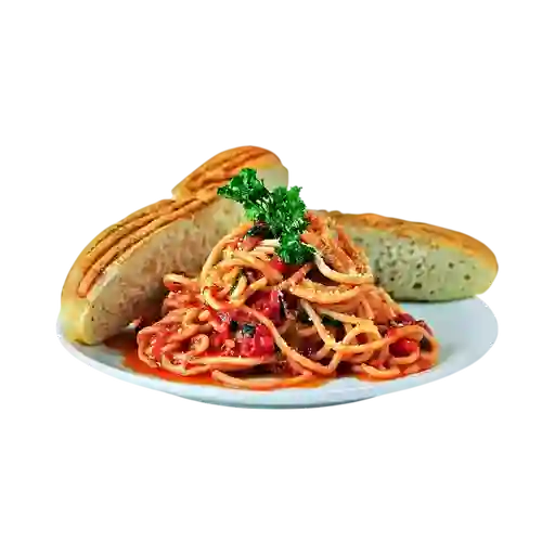 Pasta Pollo y Salsa Napolitana
