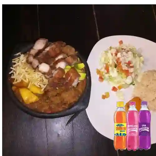 Combo Cazuela Tradicional + Gaseosa Postobón 400 ml