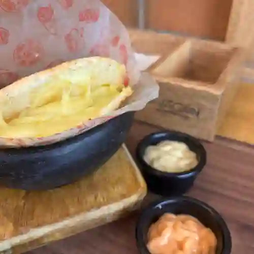 Arepa con Queso