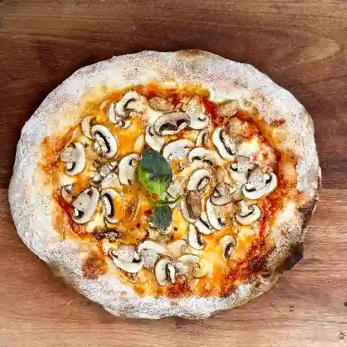 Pizza Pollo y Champiñon