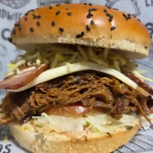 Hamburguesa de carne desmechada