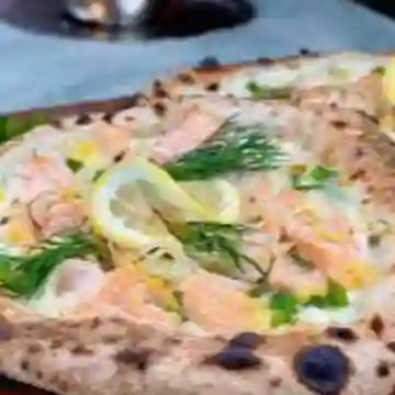 Pizza Salmone Grande