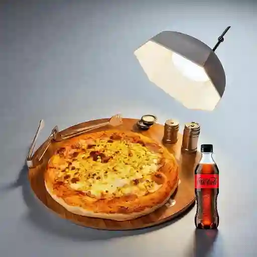 Pizza Mediana Tocineta Maicitos +Cocacola ZERO 400ml