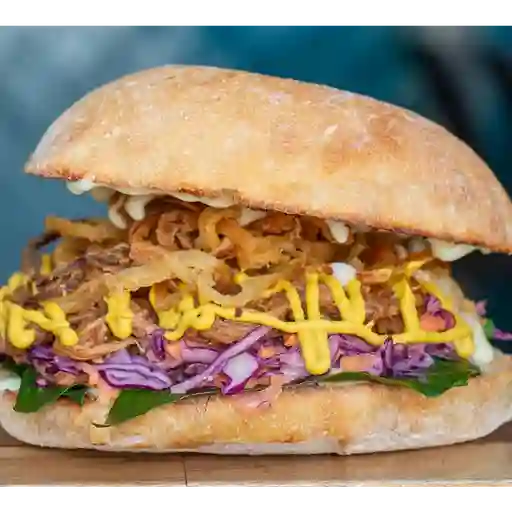 Sándwich cerdo macarena