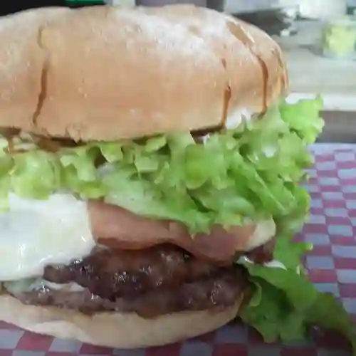 Hamburguesa Rebelde Caleña en Combo