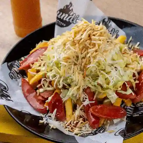 Salchipapa Americana