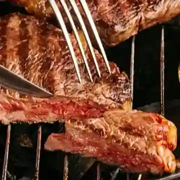 Bandeja con Carne Asada de Res