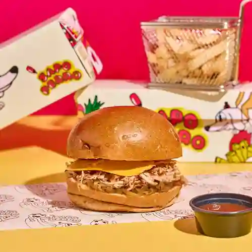 Combo hamburgesa pulled pork