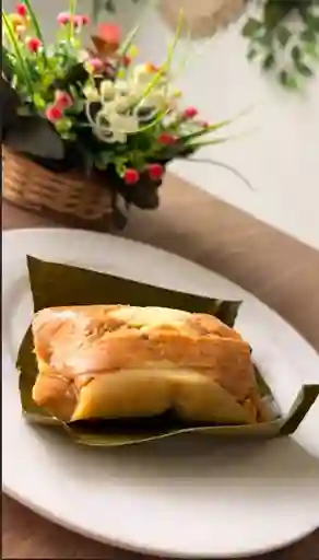 Tamal de pipián con Pan