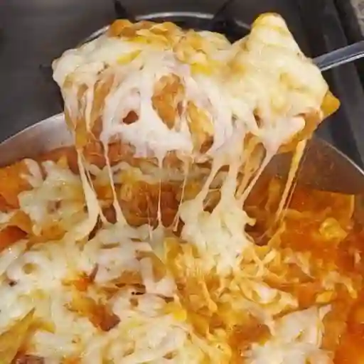 Chilaquiles en salsa roja