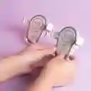 Soporte de Celular Para Carro Con Cargador Serie Blanco Miniso