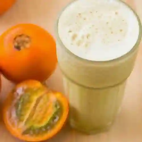 Jugo de Lulo en Leche