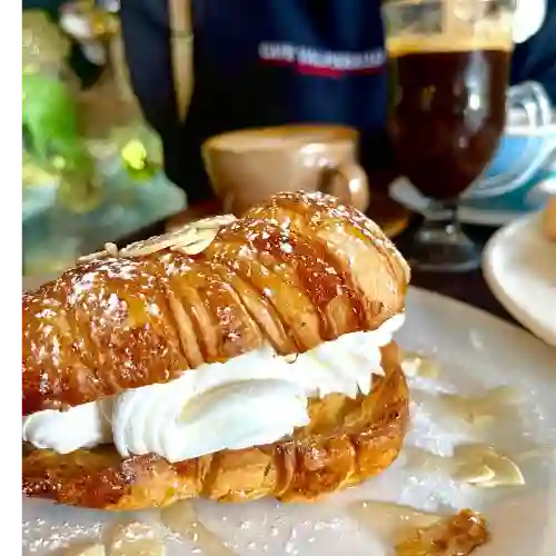 Croissant Almendras