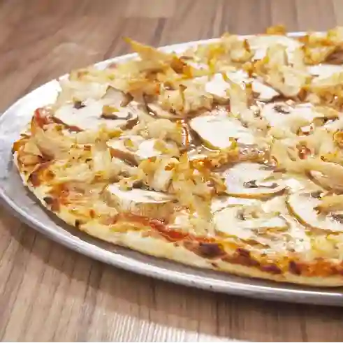 Pizzeta Pollo y Champiñones