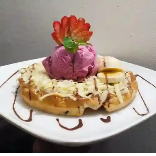 Waffle Arequipe y Queso