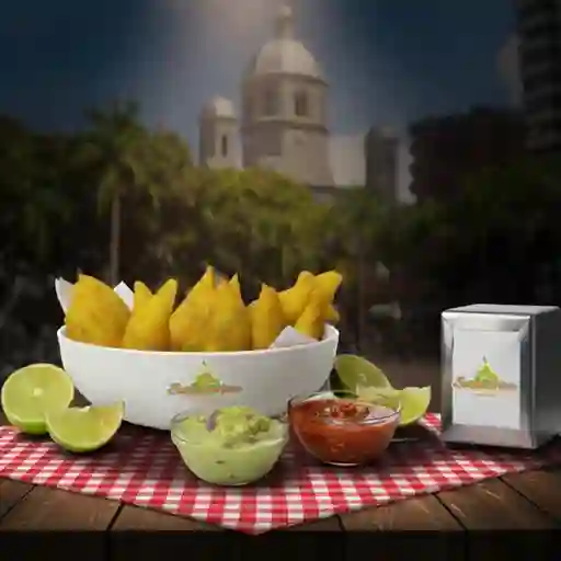 12 Empanadas tipo coctel