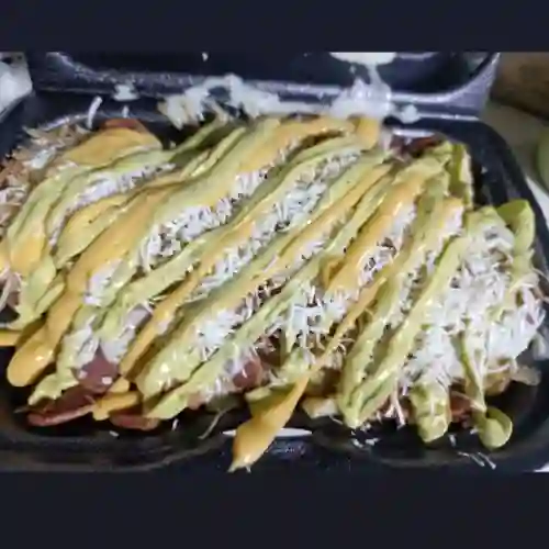 Salchipapa Especial la Mía