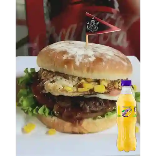 Combo Hamburguesa Criolla + Quatro Original 400ML