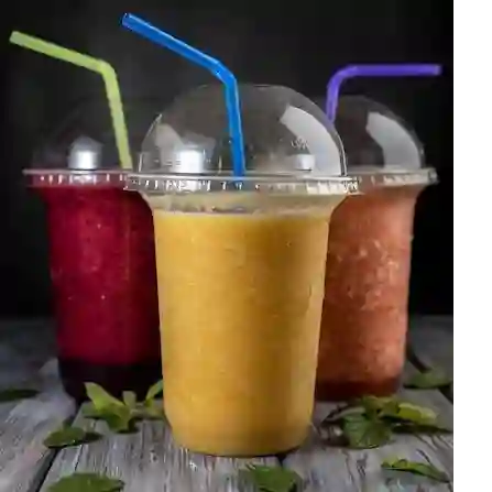 Jugos Naturales en Agua