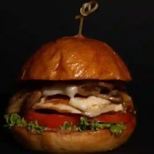 Burguer de Pollo con Salsa Champiñones