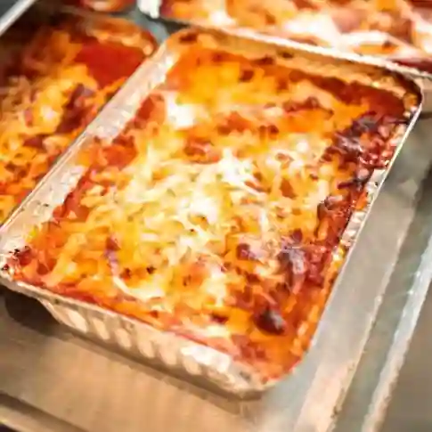 Lasagna bolognesa + soda hatsu