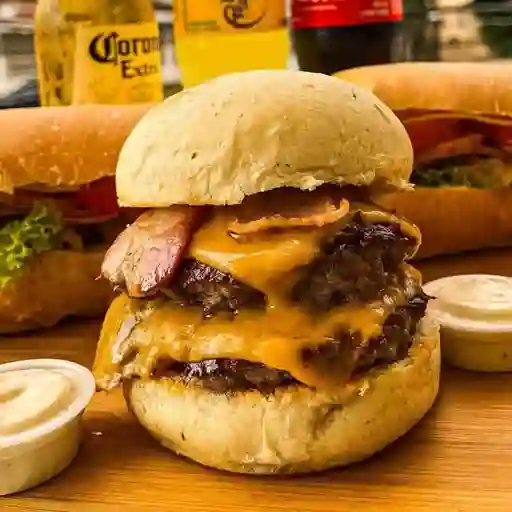 Hamburguesa DOBLE CARNE