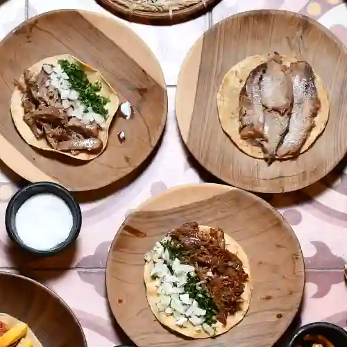 la Triple Corona