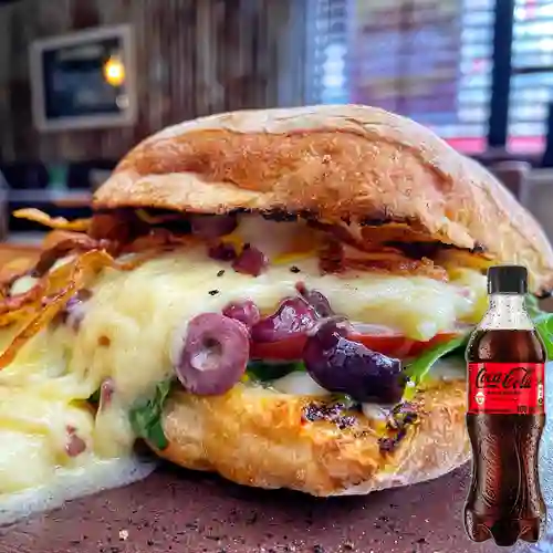 Sándwich de Fondue de Quesos +Cocacola S/az 400ml