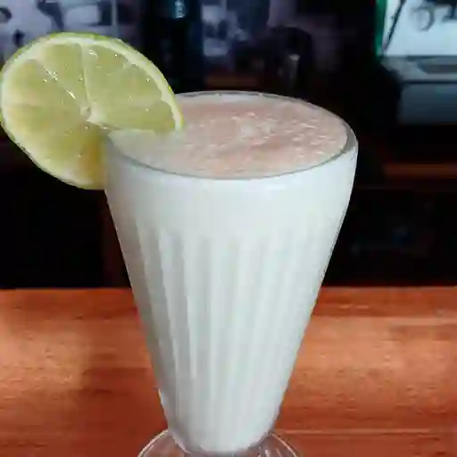 Limonada de Coco 22 Oz