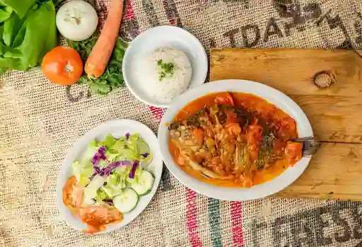 Mojarra en Salsa