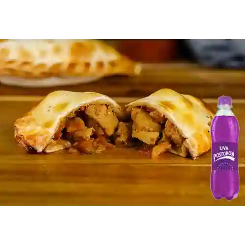 Combo Empanada Horneada + Postobon Uva 400 ml