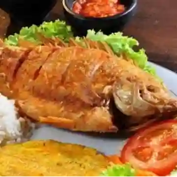 Menú Mojarra Frita