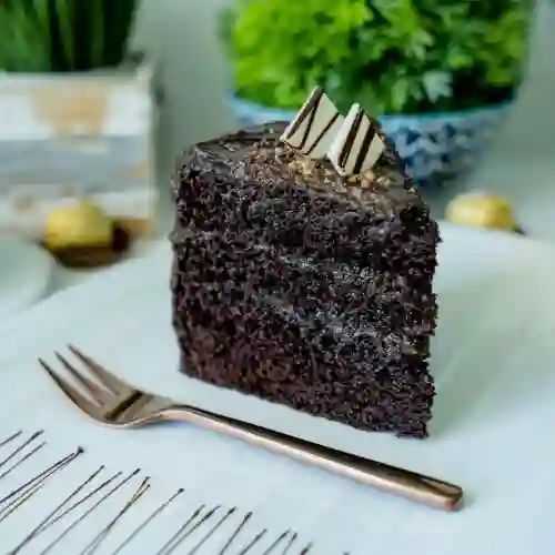 Porción Torta Ferrero Rocher