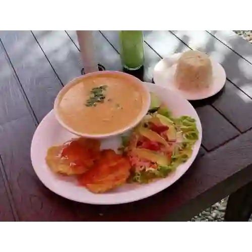 Cazuela de Mariscos