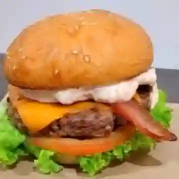 Hamburguesa Clásica