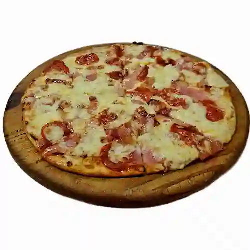 Pizza Carnes Frias X8 Porciones (30cm)