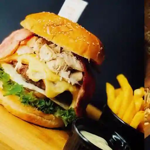 Full queso y tocineta gratis gaseosax2